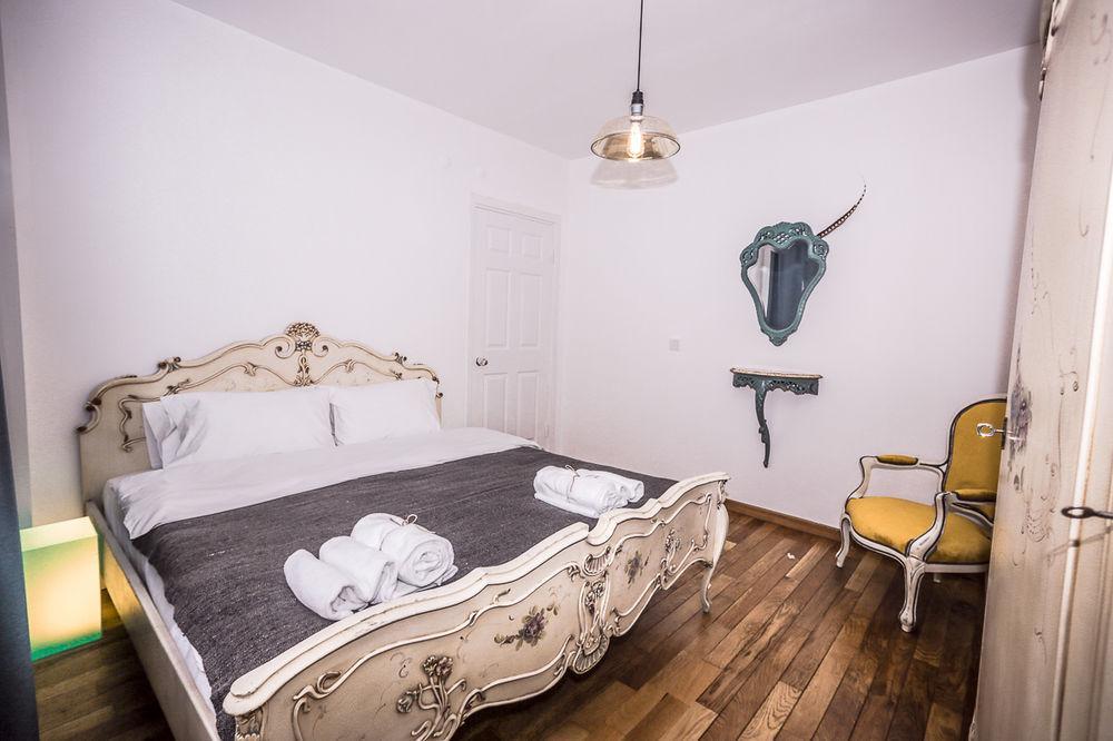 Tarus Bosphorus Apartments Cihangir Stambuł Zewnętrze zdjęcie